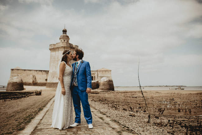 photogrphie des mariés devant le fort louvois fac à oléron